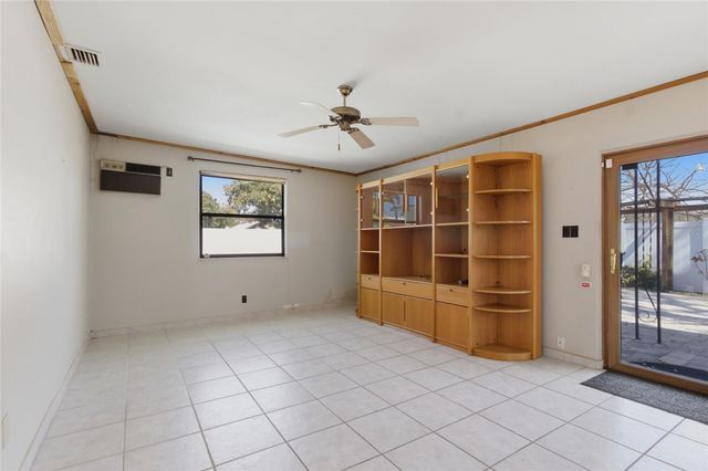 4511 N LINCOLN AVENUE, Tampa, FL 33614