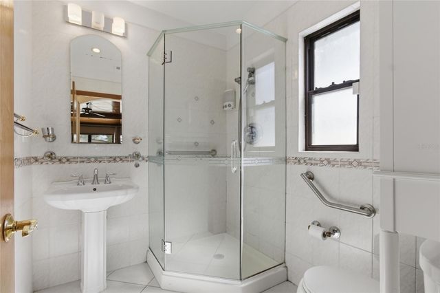 4511 N LINCOLN AVENUE, Tampa, FL 33614