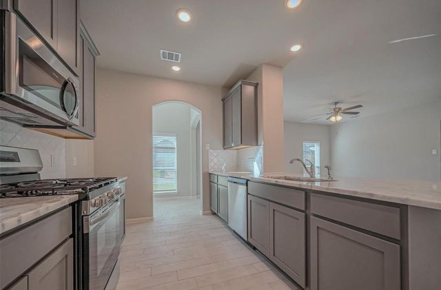 22807 Ephesus Avenue, Tomball, TX 77377