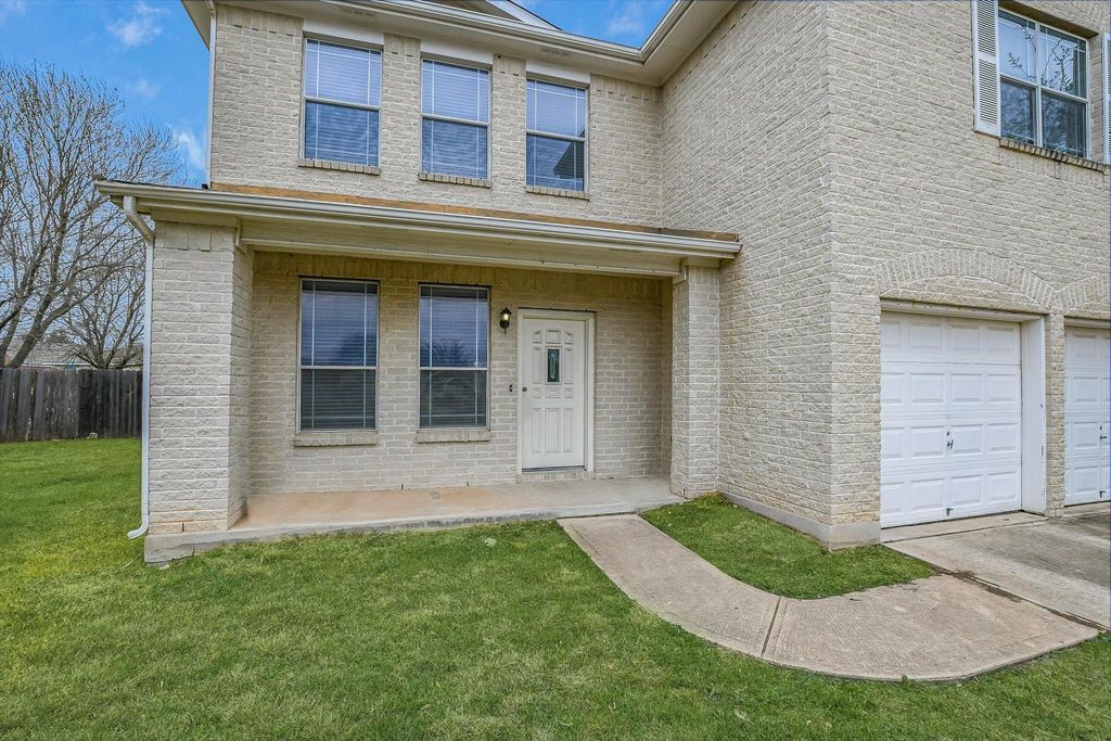2201 Twin Peaks CV, Leander, TX 78641