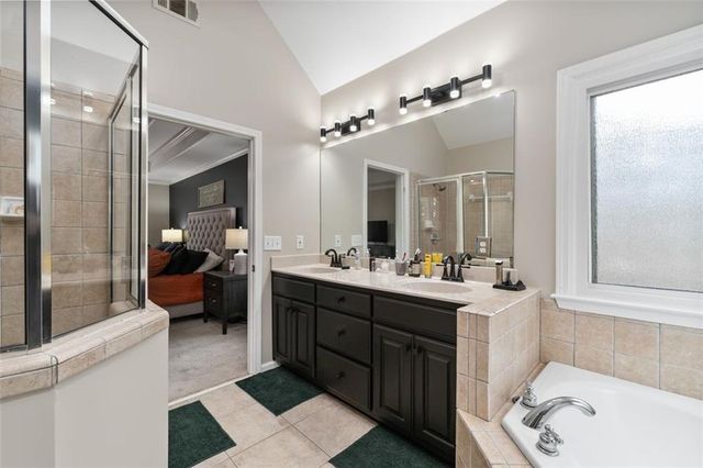 640 Braidwood NW Drive, Acworth, GA 30101