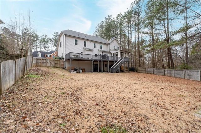 640 Braidwood NW Drive, Acworth, GA 30101