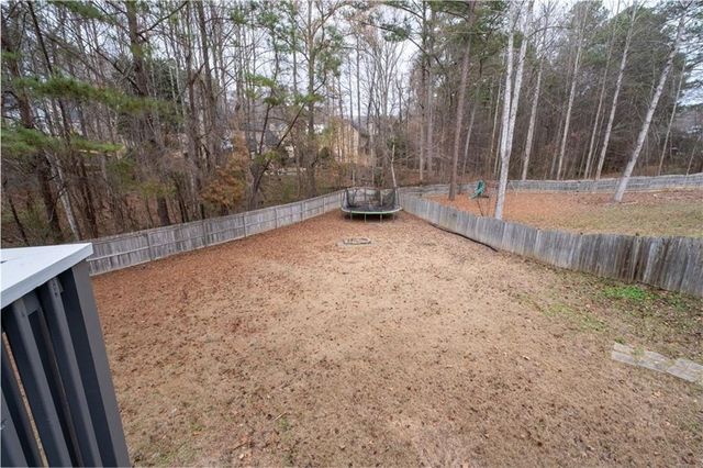 640 Braidwood NW Drive, Acworth, GA 30101