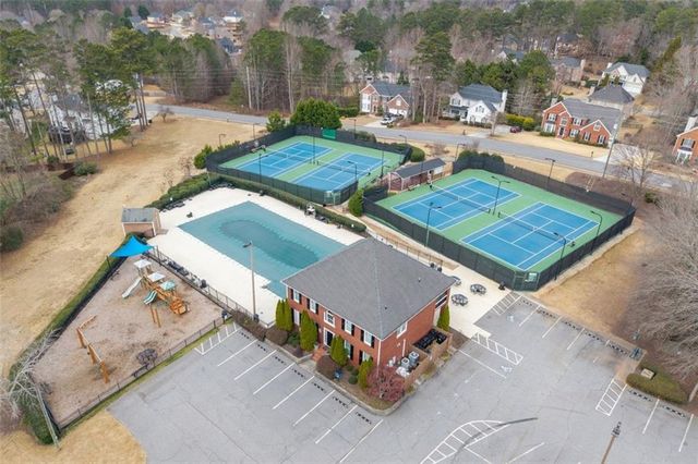 640 Braidwood NW Drive, Acworth, GA 30101