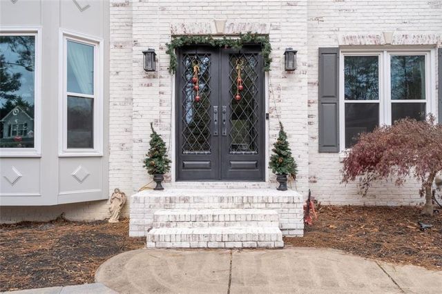 640 Braidwood NW Drive, Acworth, GA 30101