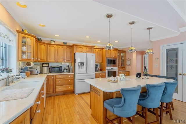 18 Regan Drive, Oswego, NY 13126