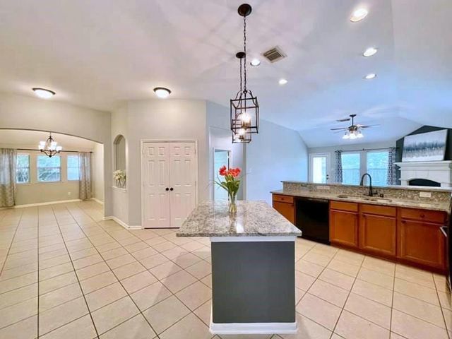 6722 Lilacbrook Court, Spring, TX 77379