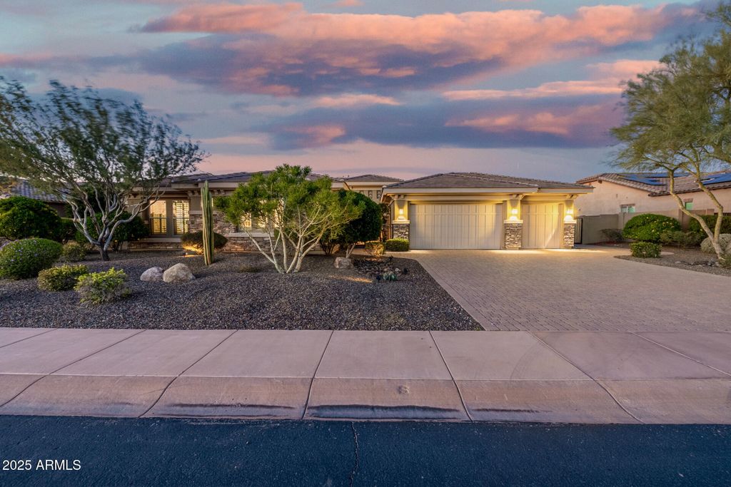 12782 W TYLER Trail, Peoria, AZ 85383
