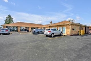 6000 W 159th Street F, Oak Forest, IL 60452