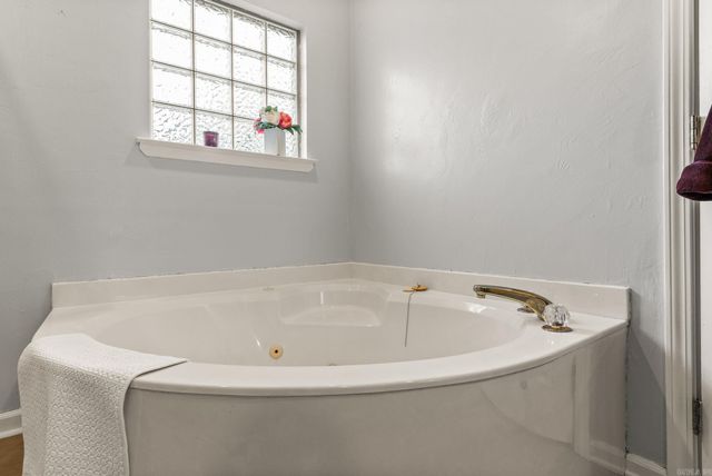 13800 Saint Michael Drive, Little Rock, AR 72211