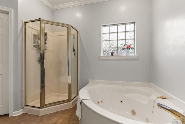 13800 Saint Michael Drive, Little Rock, AR 72211