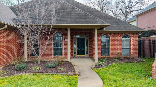 13800 Saint Michael Drive, Little Rock, AR 72211