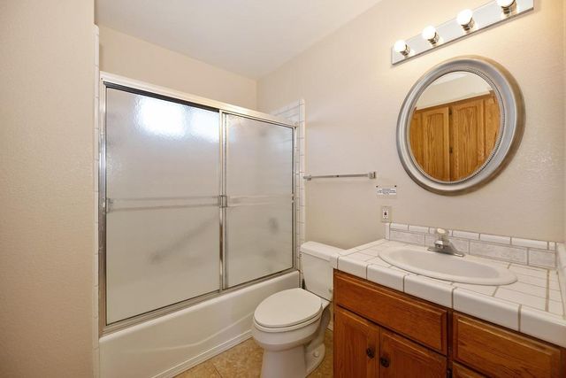 4405 Bilby Rd, Elk Grove, CA 95757