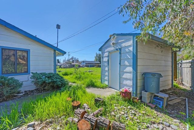 4405 Bilby Rd, Elk Grove, CA 95757