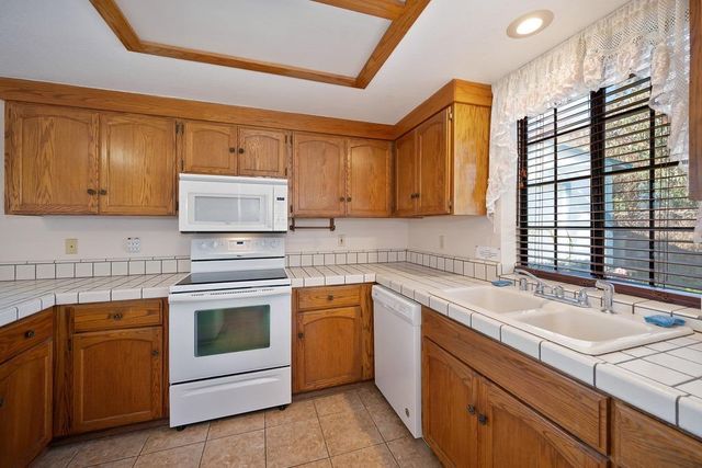 4405 Bilby Rd, Elk Grove, CA 95757