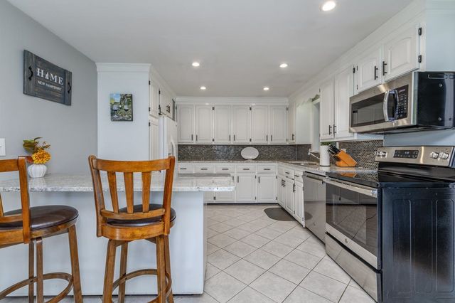 51 Lebel Avenue, Manchester, NH 03103