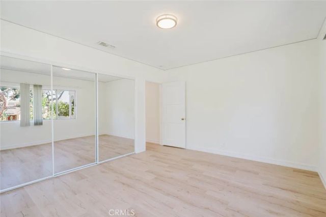 2007 W Kenneth Road, Glendale, CA 91201