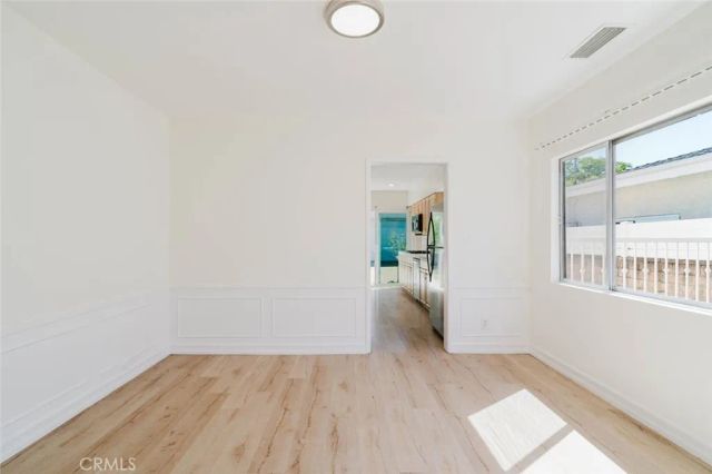 2007 W Kenneth Road, Glendale, CA 91201