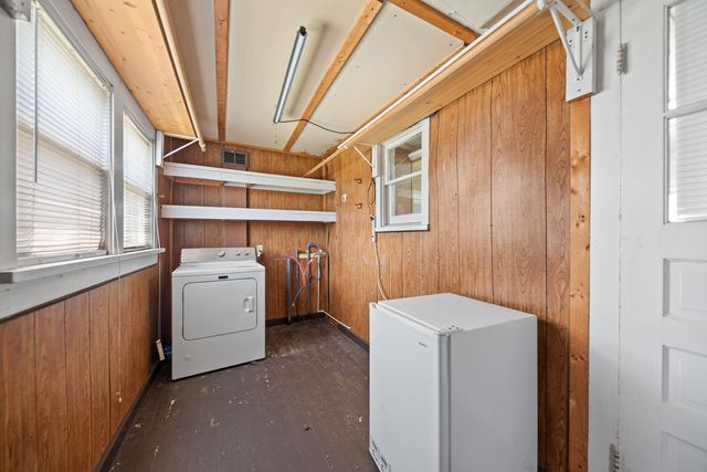 116 W Barker Avenue, Michigan City, IN 46360