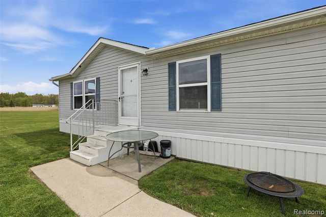 29220 Tanglewood, Flat Rock, MI 48134