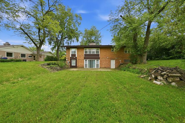 2747 Perry Road, Flossmoor, IL 60422