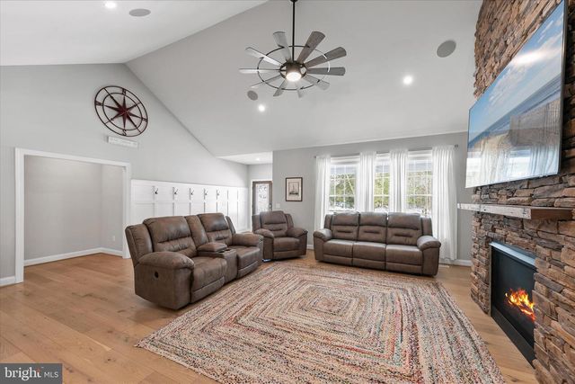 28171 BLUEBERRY AVE, Dagsboro, DE 19939