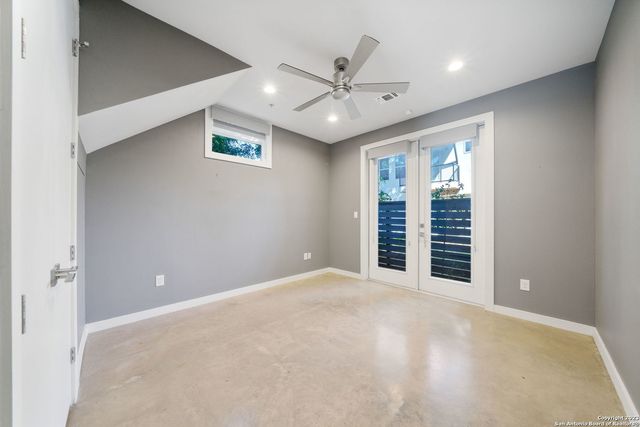 1136 E Euclid Ave, San Antonio, TX 78212