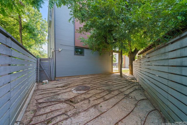 1136 E Euclid Ave, San Antonio, TX 78212