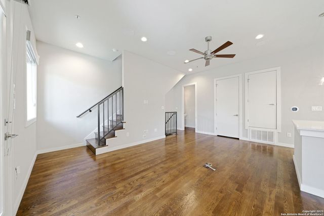 1136 E Euclid Ave, San Antonio, TX 78212