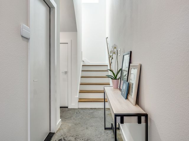 2310 N Carroll Avenue 103, Dallas, TX 75204