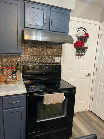 3101 Douglas Street, St Joseph, MO 64506