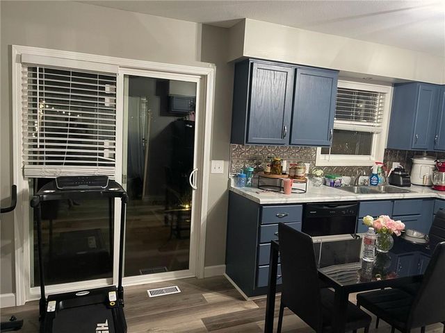 3101 Douglas Street, St Joseph, MO 64506