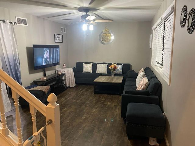 3101 Douglas Street, St Joseph, MO 64506