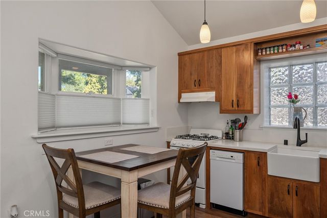 1805 Hemlock Street, Chico, CA 95928