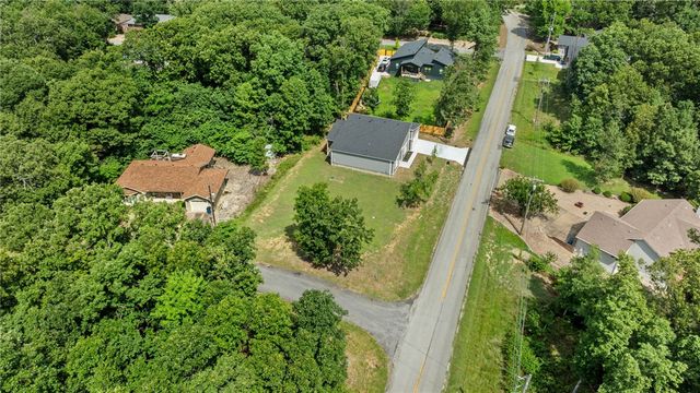 273 Stoneykirk Drive, Bella Vista, AR 72715