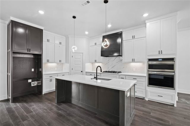 273 Stoneykirk Drive, Bella Vista, AR 72715