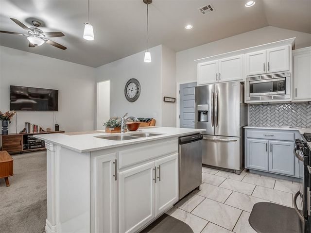 9412 NW 87th Street, Yukon, OK 73099