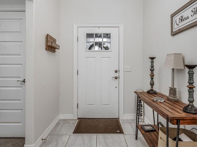 9412 NW 87th Street, Yukon, OK 73099