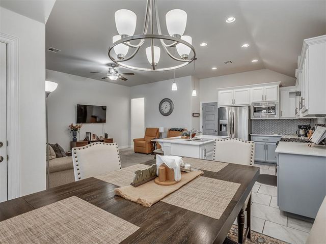 9412 NW 87th Street, Yukon, OK 73099