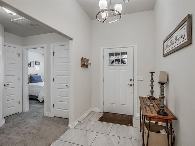 9412 NW 87th Street, Yukon, OK 73099