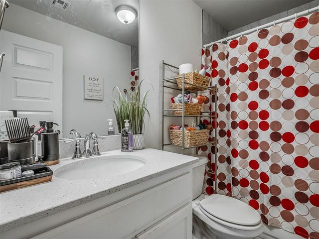 9412 NW 87th Street, Yukon, OK 73099