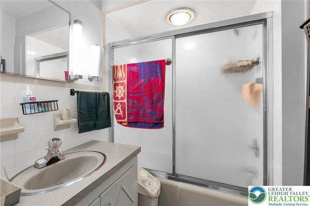 1810 Washington Boulevard, Easton, PA 18042