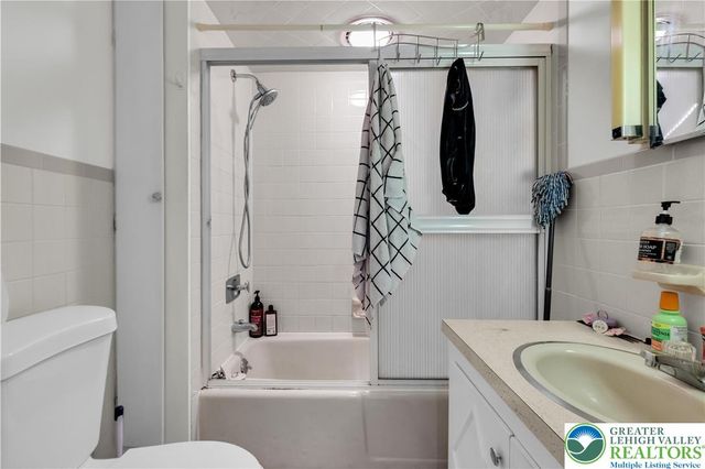 1810 Washington Boulevard, Easton, PA 18042