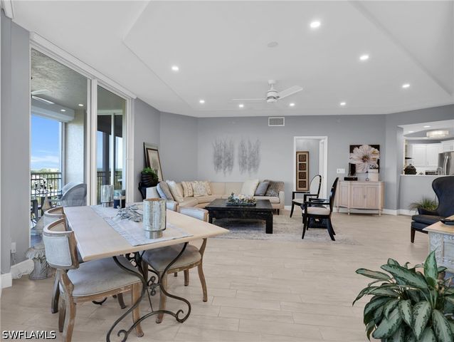 1001 Arbor Lake DR 507, Naples, FL 34110