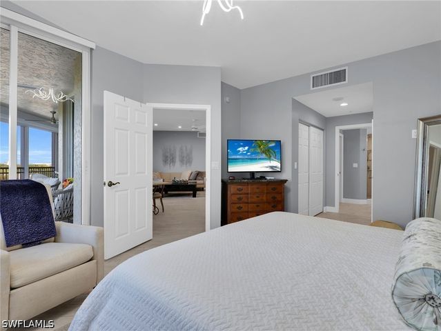 1001 Arbor Lake DR 507, Naples, FL 34110