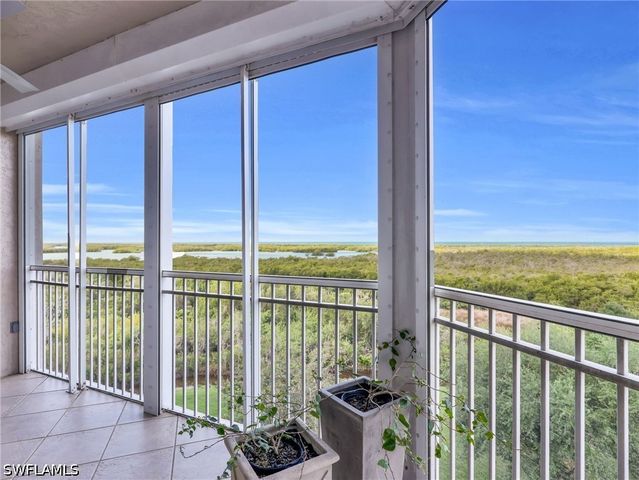 1001 Arbor Lake DR 507, Naples, FL 34110