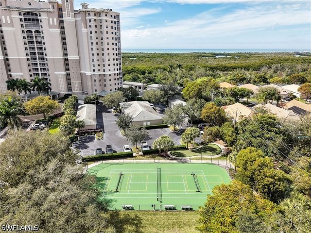 1001 Arbor Lake DR 507, Naples, FL 34110