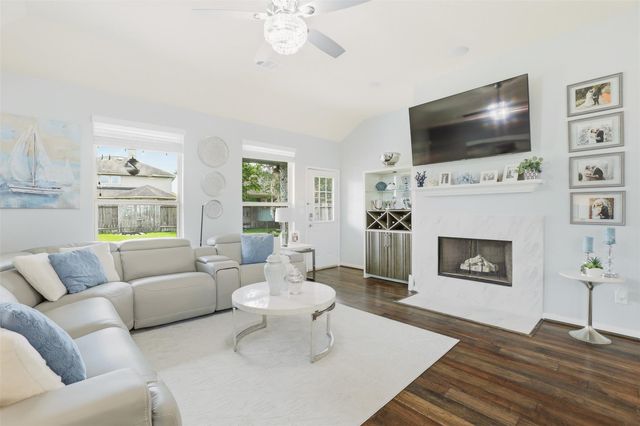 4846 Piares Lane, League City, TX 77573