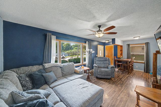 3907 SE 3rd Street, Des Moines, IA 50315