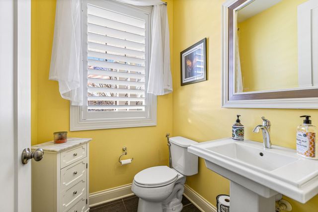 16872 Eagleview Drive, Lakeville, MN 55044